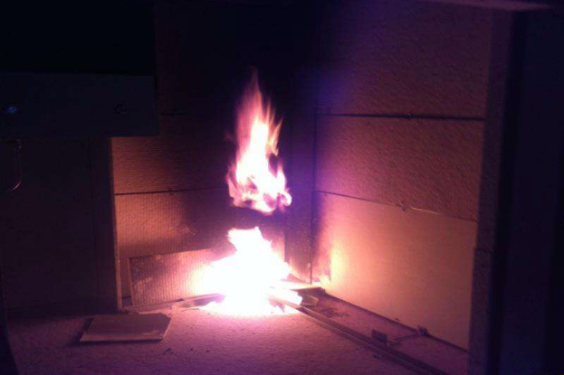 針焰燃燒測試 針焰燃燒測試